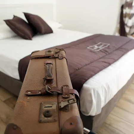 Guest house Dimora Diamante 2*